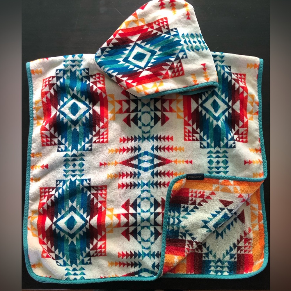 Pendleton Poncho Youth Kids Hooded Towel Terry Cloth Aztec Geometric rainbow